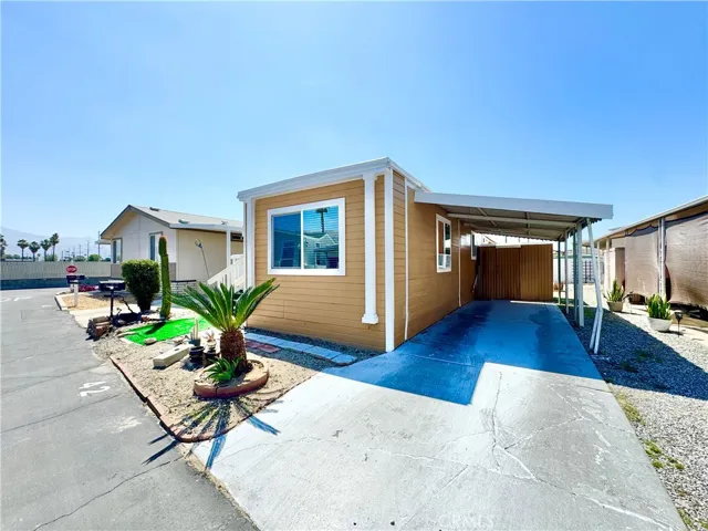 999 Santa Fe Ave 42, San Jacinto, California 92583