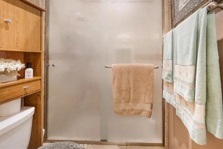 2ND BATHROOM