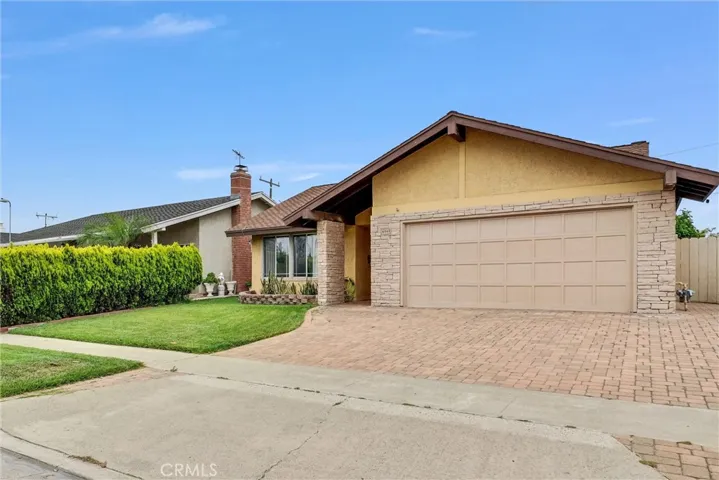 4940 E Budlong Street, Anaheim Hills, California 92807