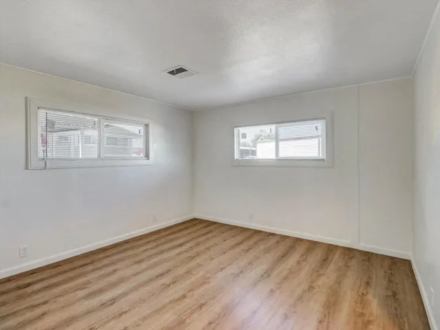 25-15687 Pal Drive 73-25