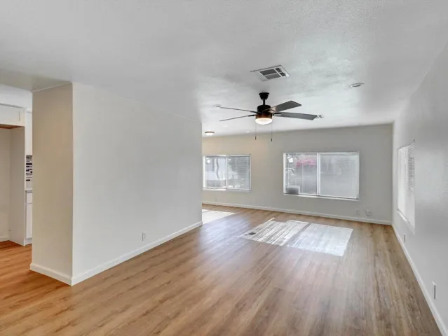 05-15687 Pal Drive 73-5