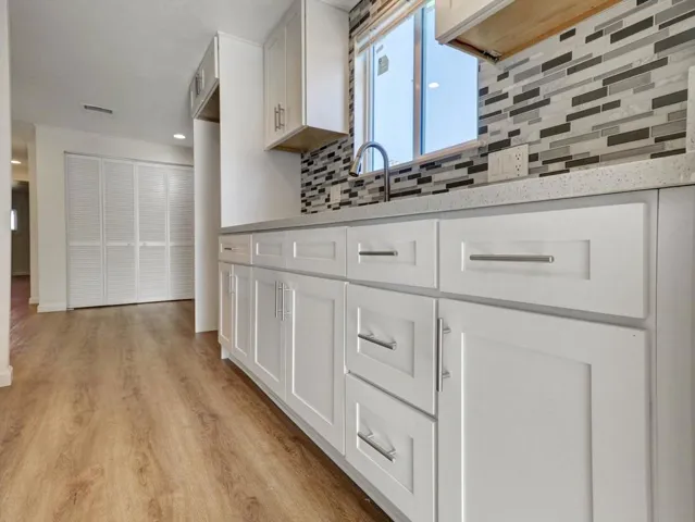 11-15687 Pal Drive 73-11
