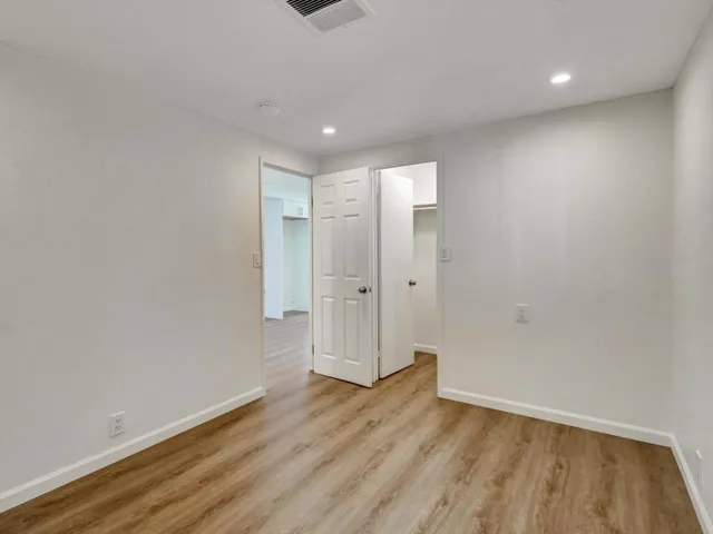 21-15687 Pal Drive 73-21