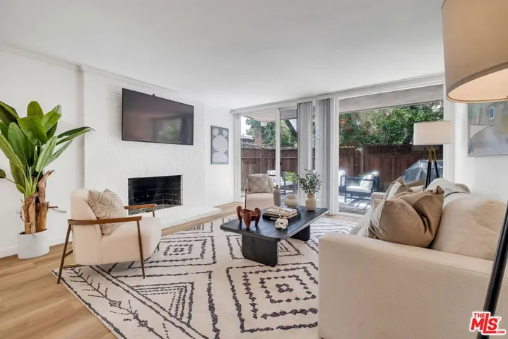 6505 Green Valley Circle 103, Culver City, California 90230