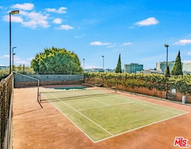 6505 Green Valley Circle 103, Culver City, California 90230