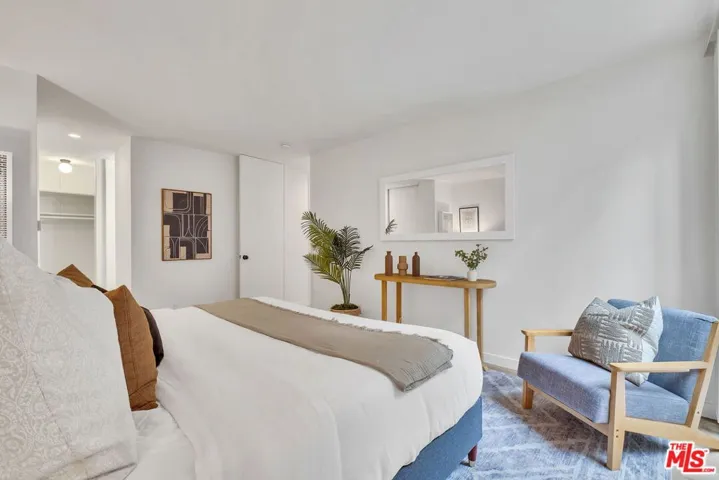 6505 Green Valley Circle 103, Culver City, California 90230