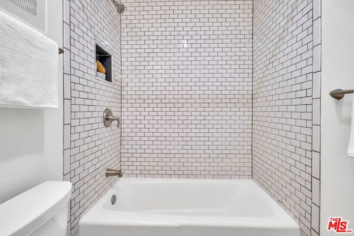 6505 Green Valley Circle 103, Culver City, California 90230