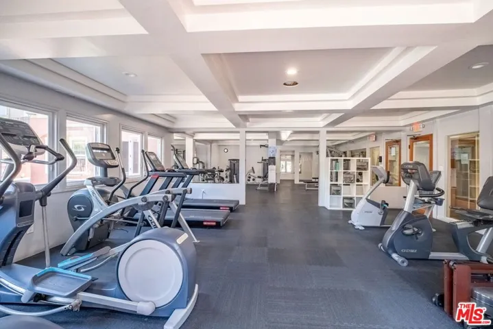 6505 Green Valley Circle 103, Culver City, California 90230