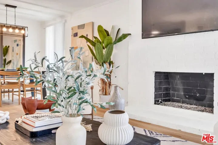 6505 Green Valley Circle 103, Culver City, California 90230