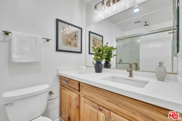 6505 Green Valley Circle 103, Culver City, California 90230