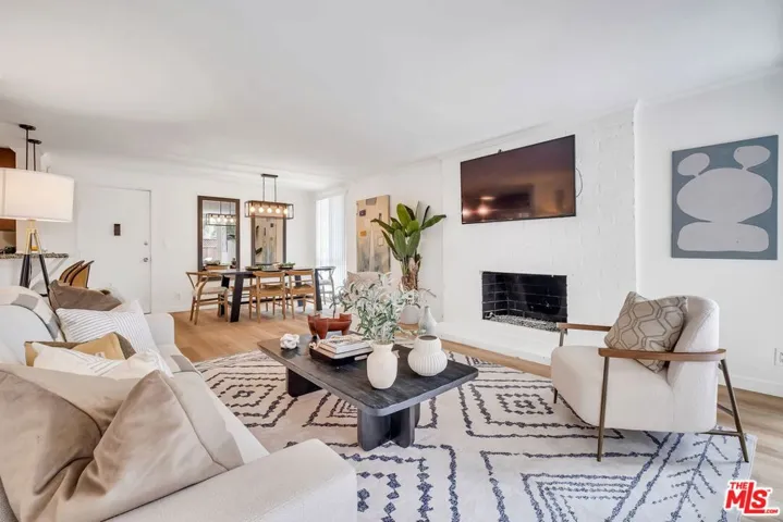 6505 Green Valley Circle 103, Culver City, California 90230