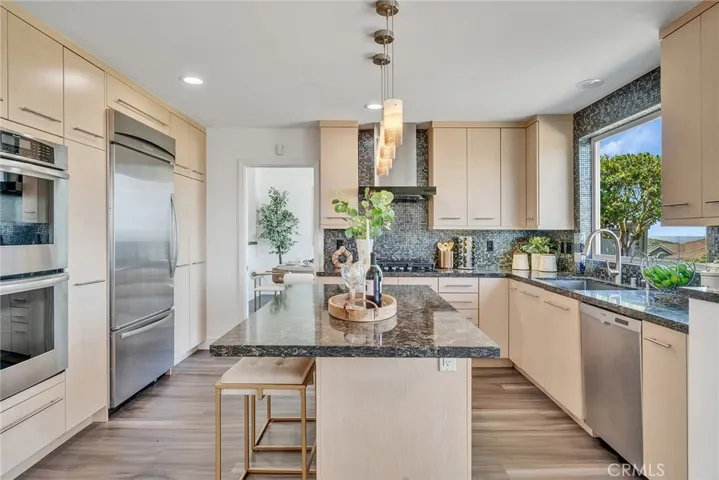 9 Olympus, Irvine, California 92603