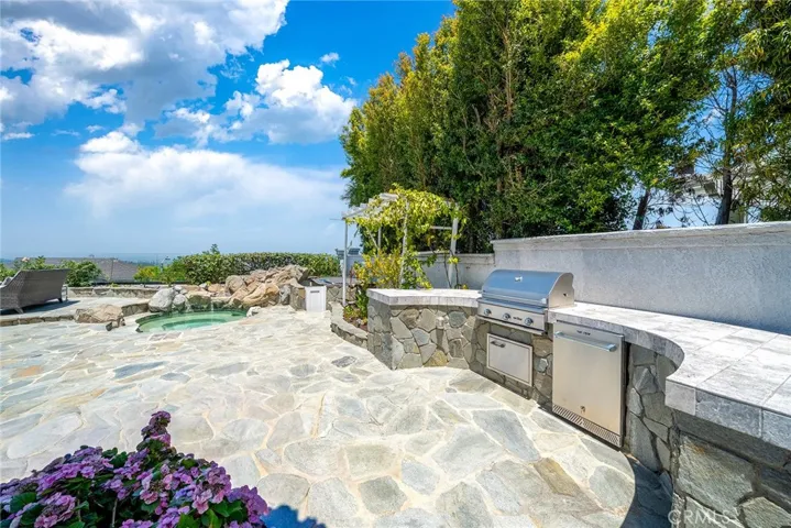 9 Olympus, Irvine, California 92603
