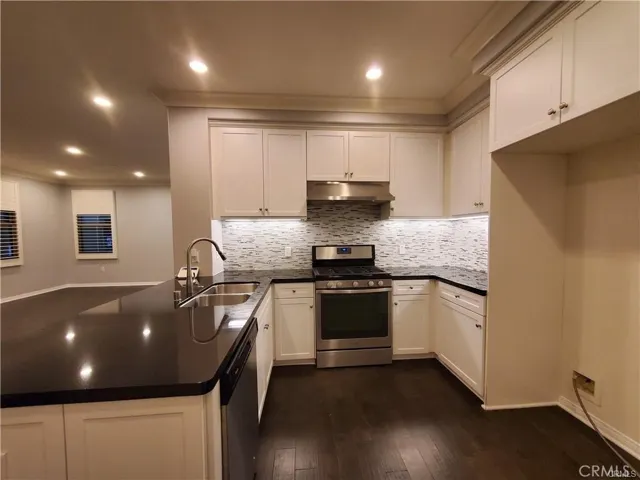 76 Mayfair, Irvine, California 92620