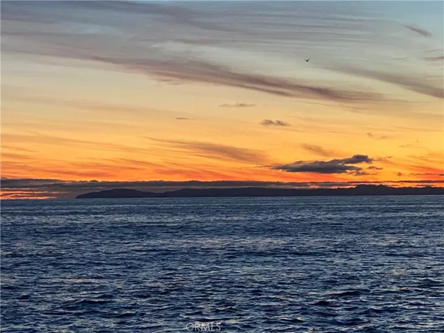 Enjoy sunset at Woods Cove