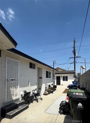 245 E 64th, Los Angeles, California 90003