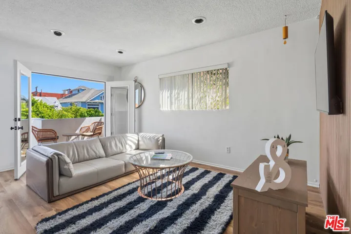 41 Westminster Avenue, Venice, California 90291