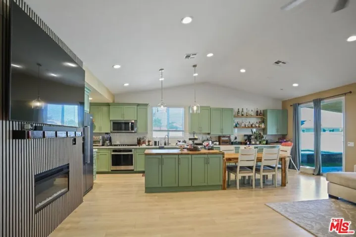 7027 Kristina Court, Lancaster, California 93536
