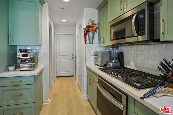 7027 Kristina Court, Lancaster, California 93536