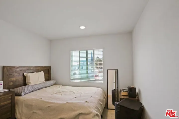 7027 Kristina Court, Lancaster, California 93536