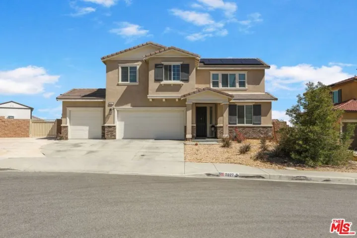 7027 Kristina Court, Lancaster, California 93536