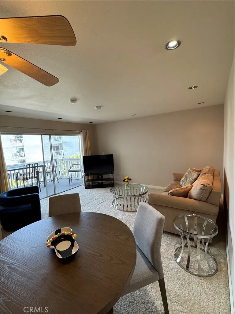 650 The Village 210, Redondo Beach, California 90277 — photo 5