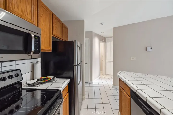 650 The Village 210, Redondo Beach, California 90277