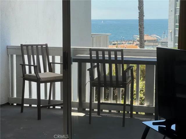 650 The Village 210, Redondo Beach, California 90277