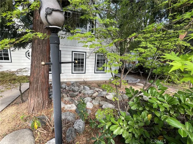 202 Maple Drive, Lake Arrowhead, California 92352
