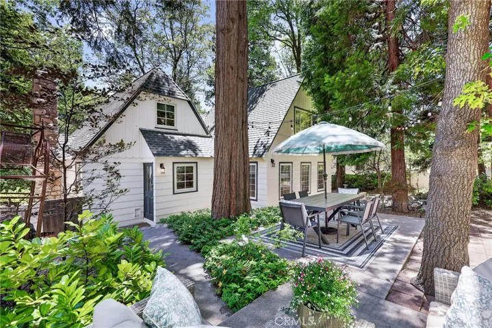 202 Maple Drive, Lake Arrowhead, California 92352