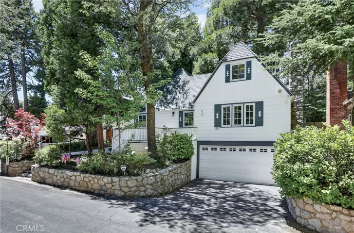 202 Maple Drive, Lake Arrowhead, California 92352