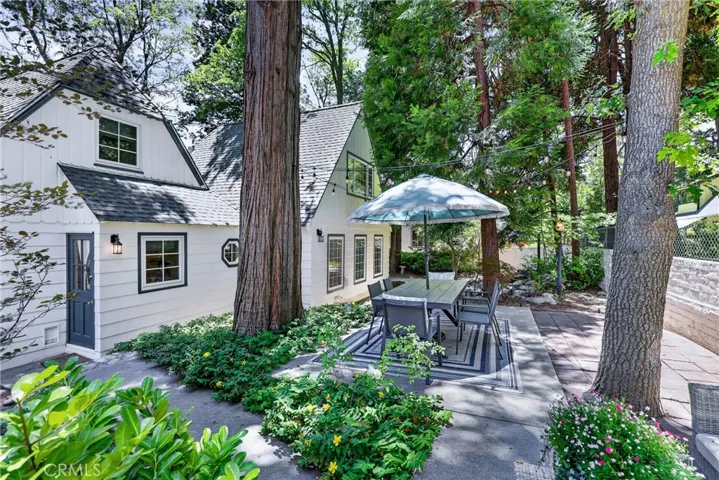 202 Maple Drive, Lake Arrowhead, California 92352
