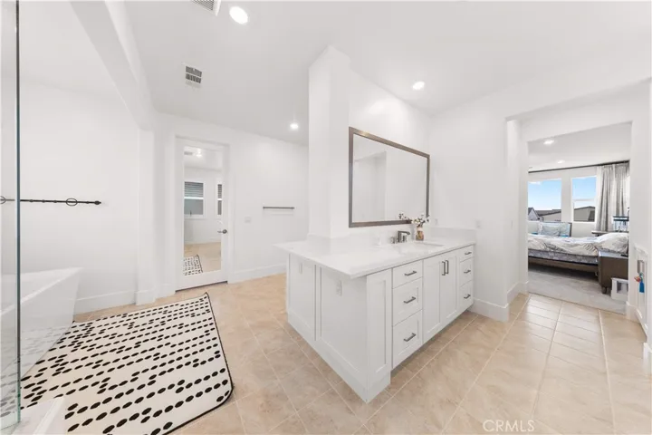 262 Sora, Irvine, California 92618