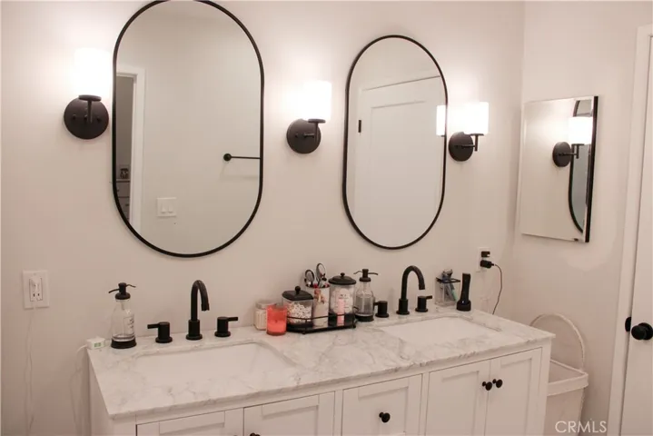 Onsuit Primary Bathroom