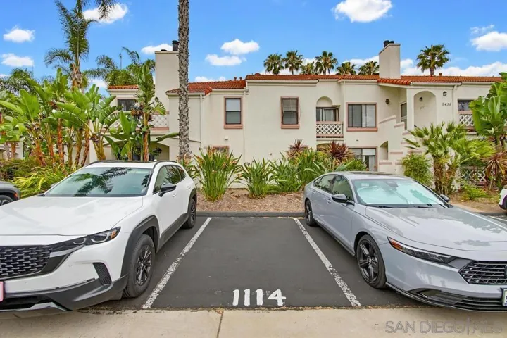 9439 Fairgrove Ln 102, San Diego, California 92129