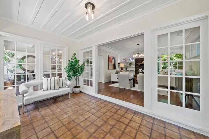 1129 Balboa Avenue, Burlingame, California 94010