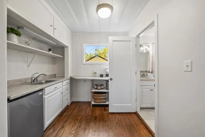 1129 Balboa Avenue, Burlingame, California 94010