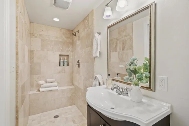 1129 Balboa Avenue, Burlingame, California 94010