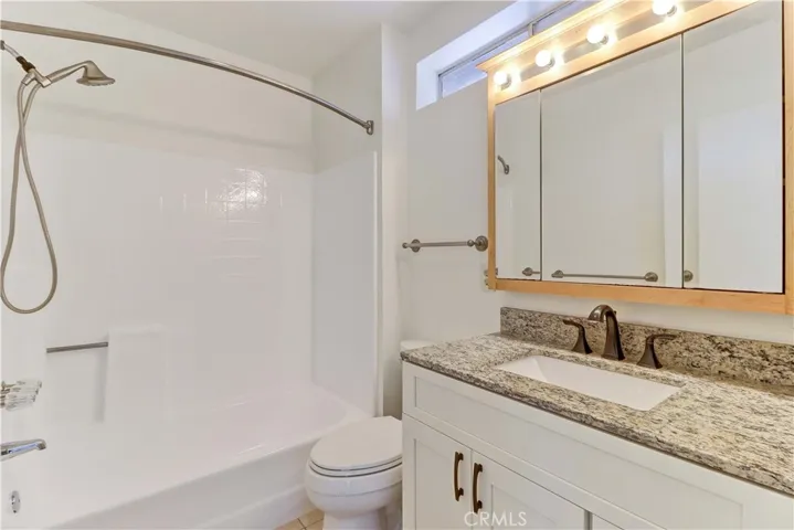 Primary bath