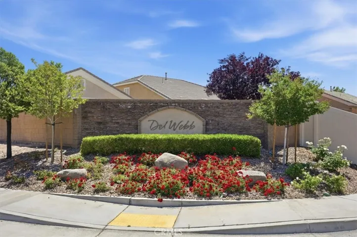 19423 Crystal Springs Lane, Apple Valley, California 92308
