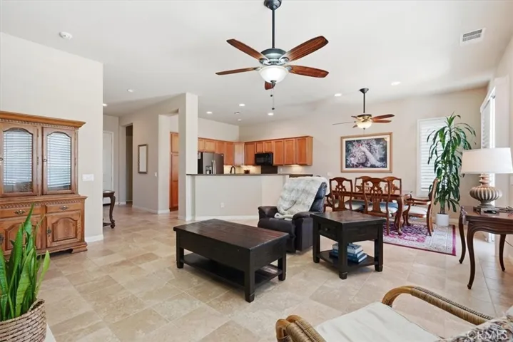 19423 Crystal Springs Lane, Apple Valley, California 92308