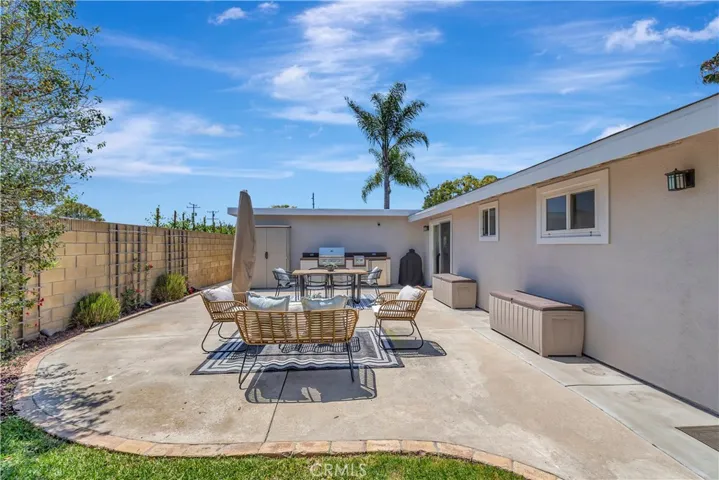 2136 Parsons, Costa Mesa, California 92627