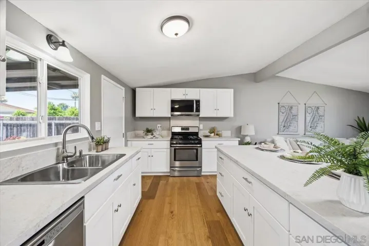 536 Rogue Rd, El Cajon, California 92020