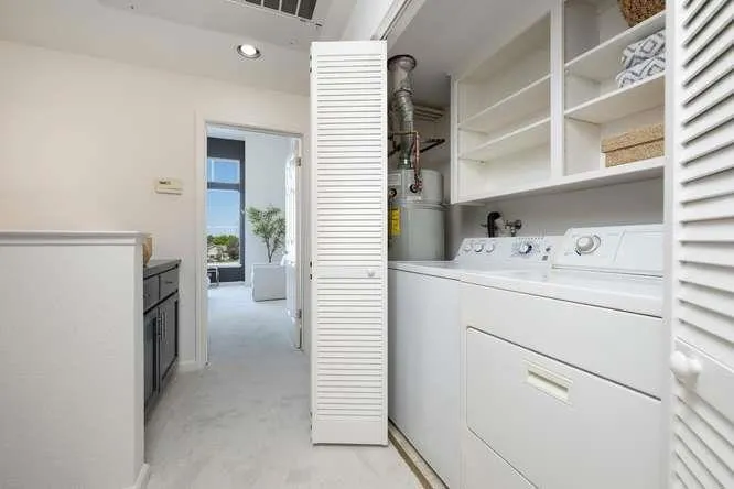 300 Baltic Circle 318, Redwood City, California 94065