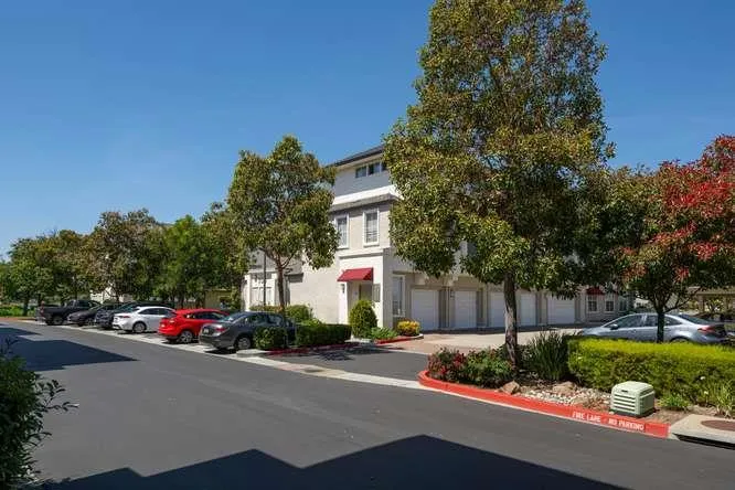 300 Baltic Circle 318, Redwood City, California 94065