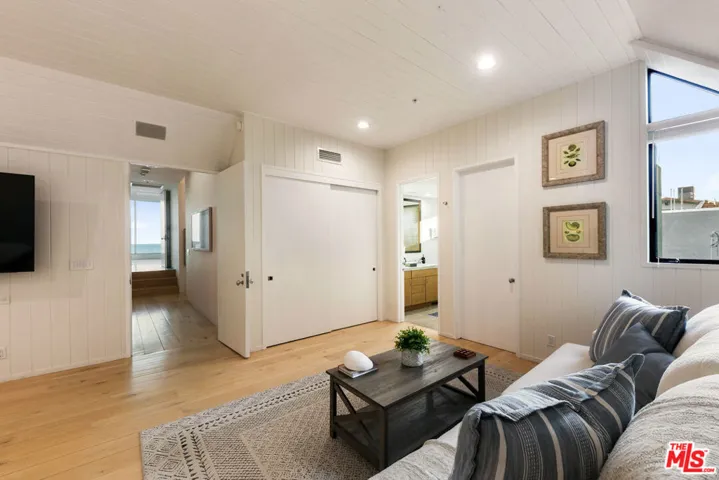 27352 Pacific Coast Highway, Malibu, California 90265
