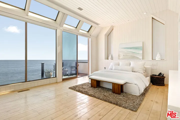 27352 Pacific Coast Highway, Malibu, California 90265