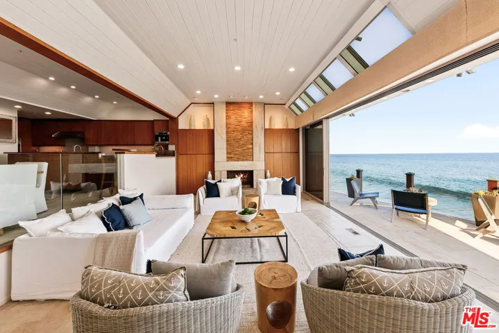 27352 Pacific Coast Highway, Malibu, California 90265