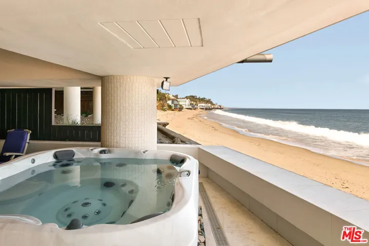 27352 Pacific Coast Highway, Malibu, California 90265