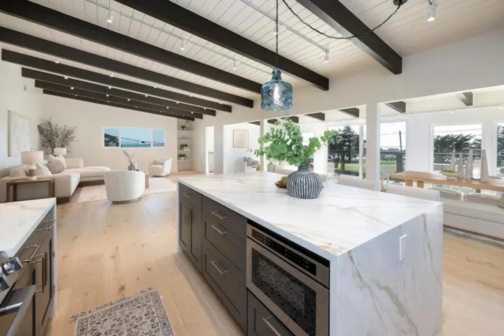 355 Avenue Alhambra, El Granada, California 94018